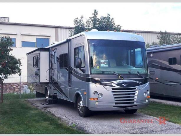 Used 2015 Fleetwood RV Terra SE 31C image 1