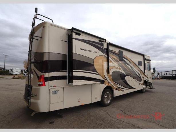 Used 2018 Coachmen RV SPORTSCOACH 360DL image 6
