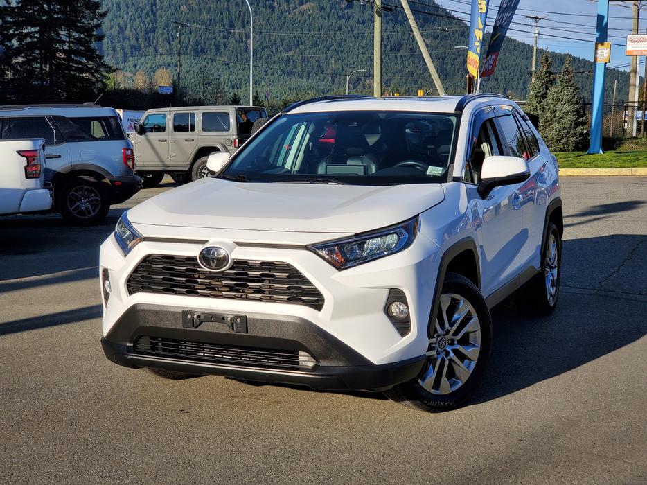 2019 Toyota RAV4 XLE AWD - One Owner, No Accidents display photo