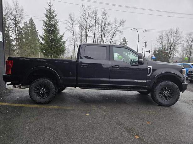 2022 Ford F-350 Lariat - Forward Collision Mitigation, Sunroof image 4