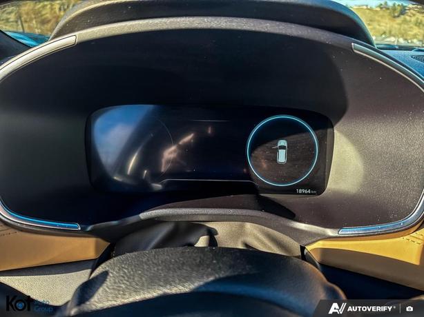 2023 Hyundai Santa Fe Ultimate Calligraphy ONE OWNER! NO ACCIDENT! LOW KMS! FULL image 8