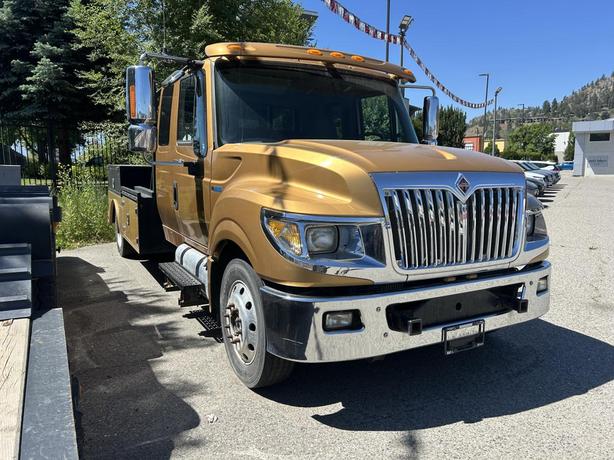 2014 International TerraStar MAXXFORCE7 GOLD EXTERIOR, GREY FABRIC SE clearance image 1