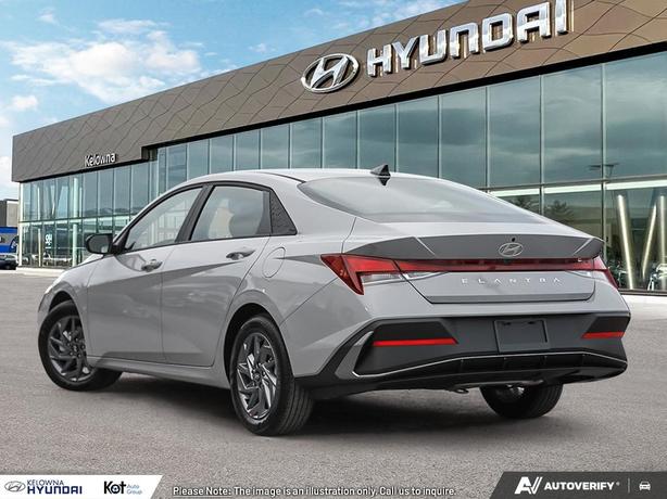 2025 Hyundai Elantra Preferred HEATED STEERING WHEEL/ SEAT! APPLE CARPLAY ANDROI image 4