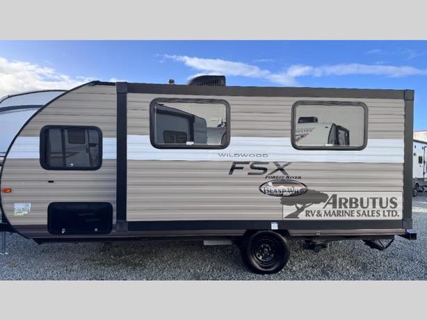 Used 2019 Forest River RV Wildwood 190SS image 3