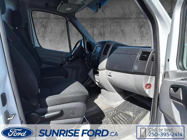 2017 Mercedes-Benz Sprinter BASE, HIGH-ROOF, EXTENDED WHEELBASE FOR MAXIMUM CARG image 8