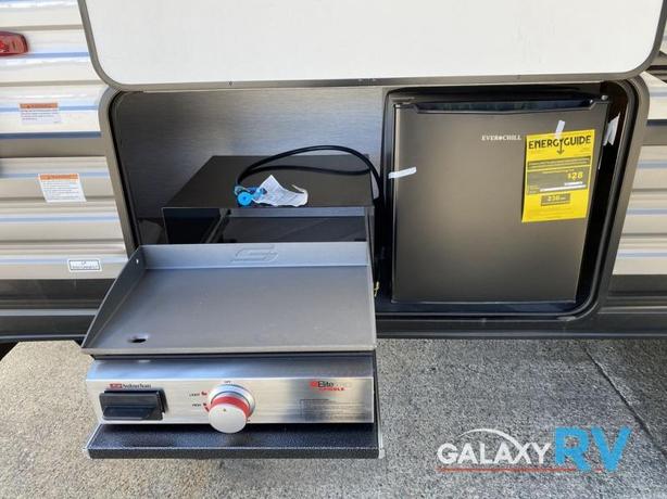 Used 2022 Forest River RV EVO Select 178BHS image 4