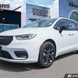 2024 Chrysler Pacifica Touring-L AWD | No Reported Accidents! clearance thumbnail image 1