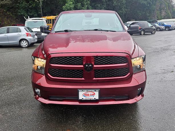 2021 Ram  1500 Classic Tradesman image 3