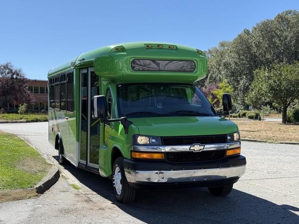 2013 Chevrolet Express G4500 Diesel 11-Passenger Bus with Wheelchair Ramp image 2
