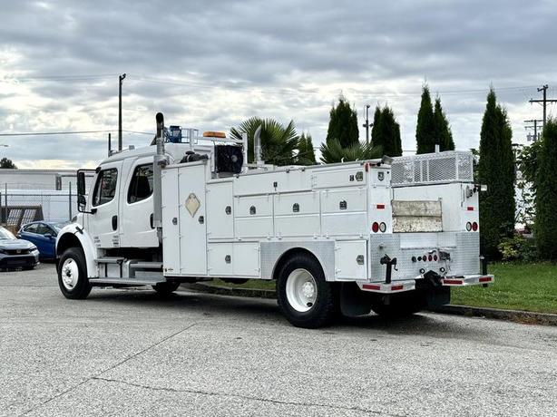 2005 Freightliner M2 106 Service Truck Diesel with Air Brakes image 7