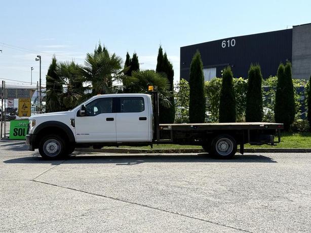 2018 Ford F-550 XL Crew Cab 4x4 Dually Diesel with 12-Foot Flat Deck image 6