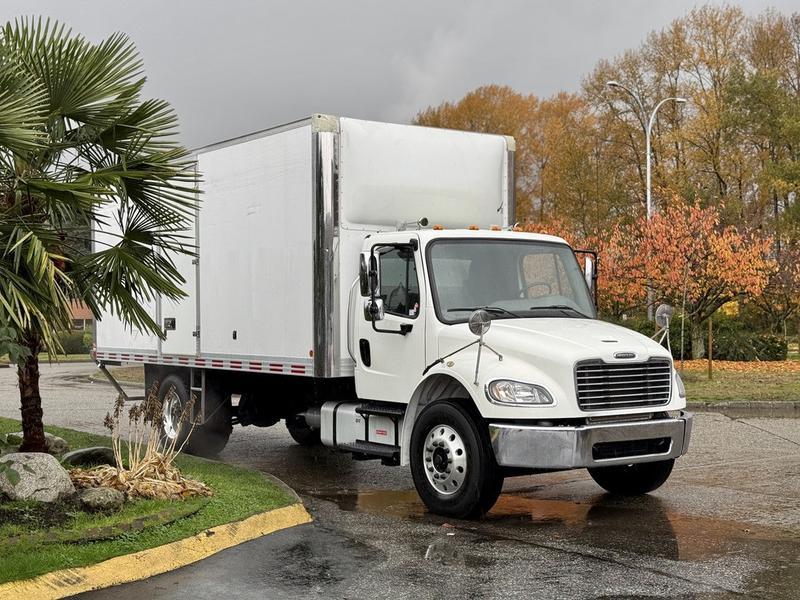 2017 Freightliner M2 106 Cummins 20-Foot Cube Van with Side Door display photo