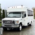 2015 Ford Econoline E450 Super Duty 21 Passenger Bus thumbnail image 4