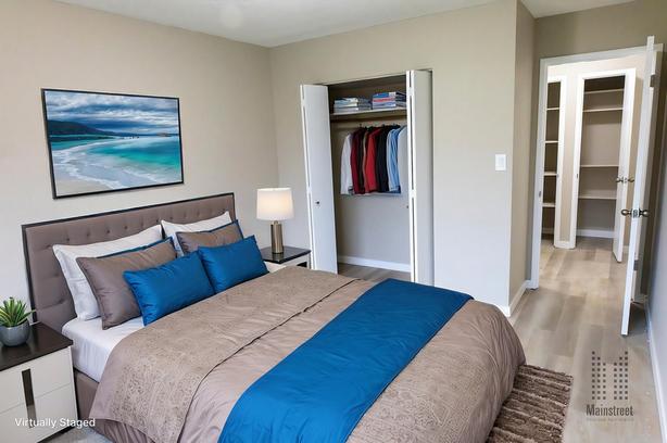 1 Bedroom College Manor Mainstreet Apartments  image 6