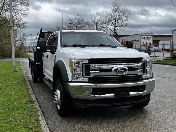 2017 Ford F-550 SuperCrew 12 Foot Flatdeck 4WD image 2