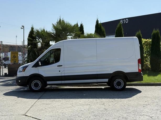 2022 Ford Transit 250 Cargo Van image 6