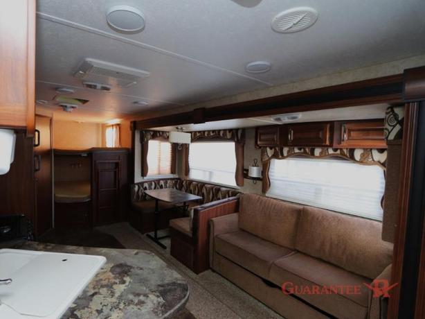 Used 2014 Keystone RV Cougar 28BHS image 8