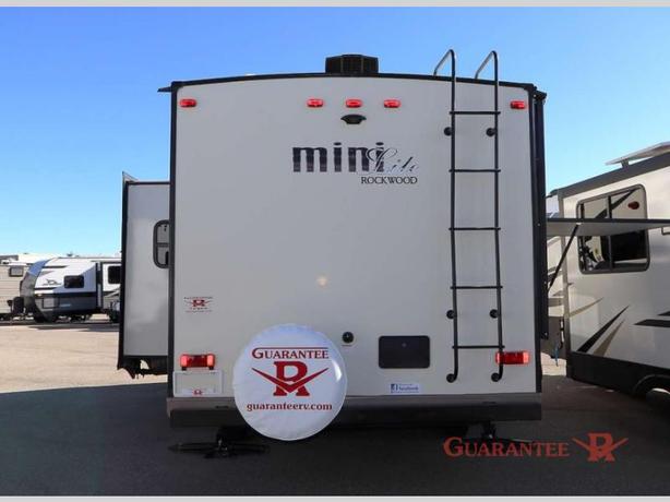 Used 2017 Forest River RV Rockwood Mini Lite 2507S image 5