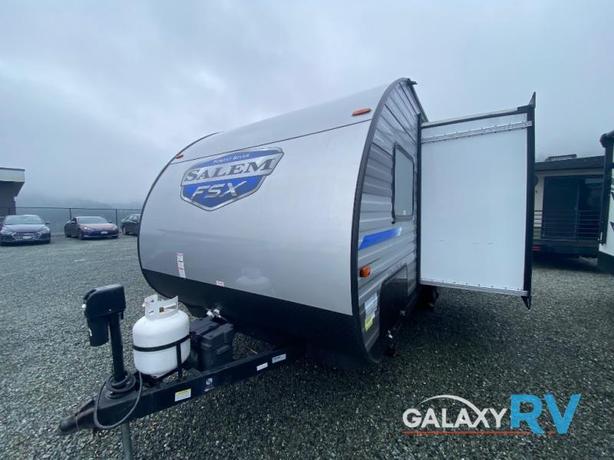 Used 2022 Forest River RV Salem TRAILER image 1