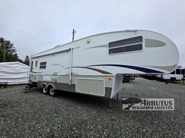 Used 2005 Keystone RV Outback Sidney Edition 28FRLS image 1
