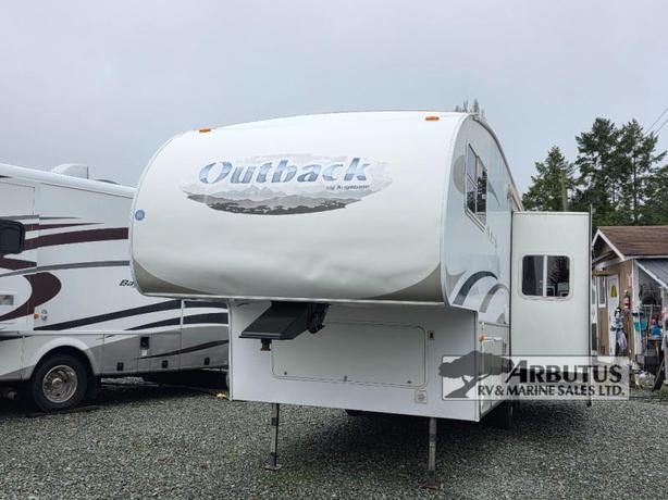 Used 2005 Keystone RV Outback Sidney Edition 28FRLS image 2