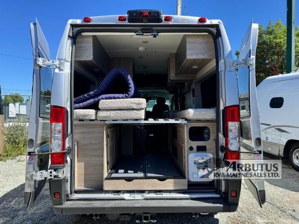 Used 2023 Winnebago Solis 59P image 7