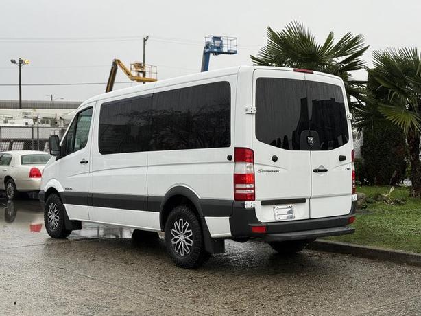 2008 Dodge Sprinter 2500 12-Passenger Low Roof Van image 7