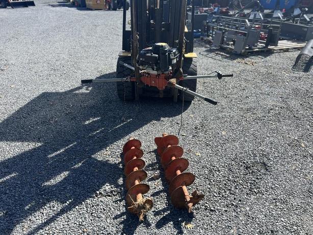 2017 General Equipment Company M330H 2 Person Auger image 1