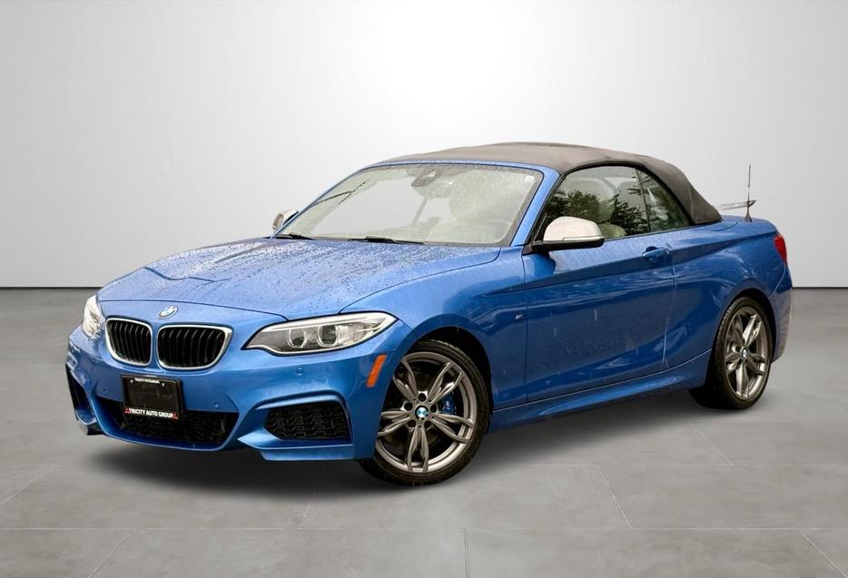 2016 BMW 2 Series M235i xDrive - Convertible, Navigation, Backup Cam display photo
