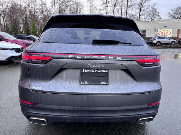2020 Porsche Cayenne Base image 6
