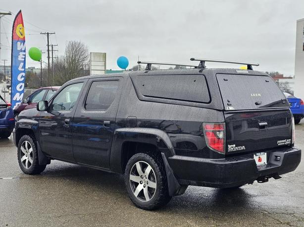 2014 Honda Ridgeline Special Edition image 4