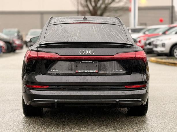 2022 Audi e-tron Sportback Technik - No Accidents, One Owner, Sunroof image 7