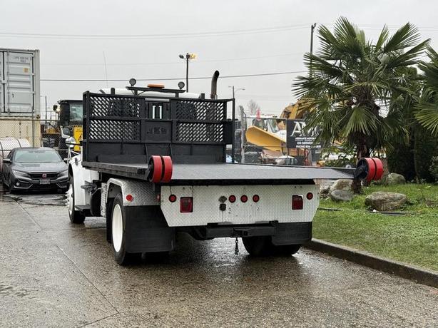 2019 Freightliner M2 106 Hook Truck with 14 Foot Roll-Off Deck image 8