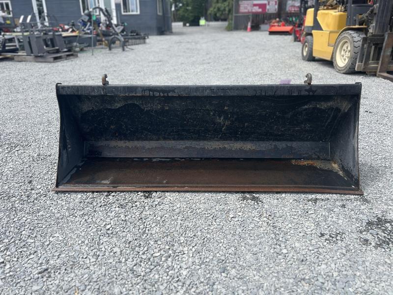 2021 Mahindra Quick connect Bucket display photo