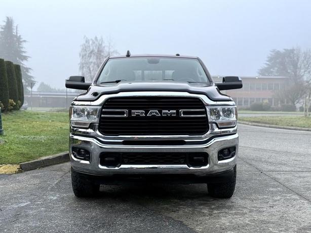 2019 RAM 3500 Big Horn 4x4 Cummins Diesel Crew Cab with 8-Foot Bed image 3