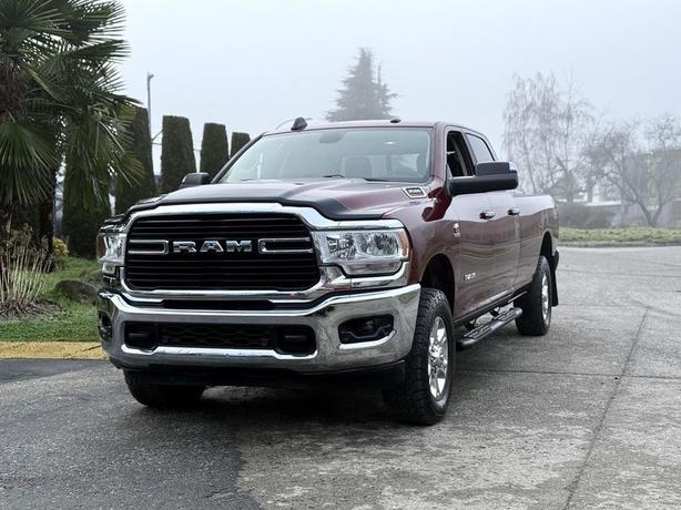 2019 RAM 3500 Big Horn 4x4 Cummins Diesel Crew Cab with 8-Foot Bed image 4