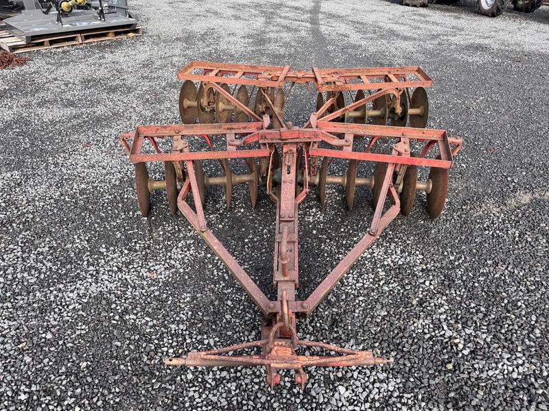 1990 Pull Type Disc Harrow display photo