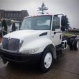 2006 International 4300 Cab and Chassis Air Brakes Dually Diesel thumbnail image 2