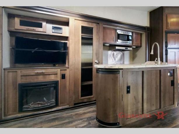 Used 2017 Forest River RV Wildcat Maxx 295RSX image 8