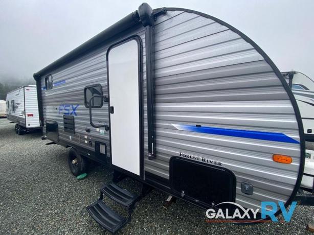 Used 2022 Forest River RV Salem TRAILER image 4