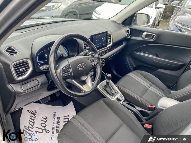 2023 Hyundai Venue Preferred BLUETOOTH APPLE CARPLAY! BACKUP CAMERA! image 6