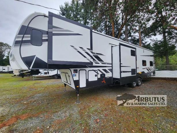 Used 2022 Keystone RV Fuzion Impact Edition 367 image 6