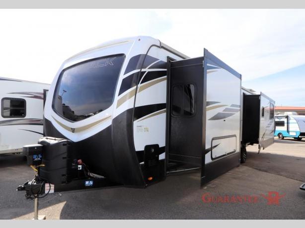 Used 2023 Keystone RV Outback 341RD image 3