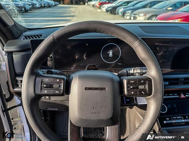 2025 Hyundai Santa Fe Ultimate Calligraphy LIKE NEW! FULL LOAD! LOW KMS! image 7