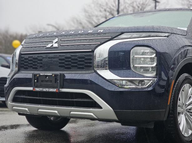 2024 Mitsubishi Outlander PHEV LE - No Accidents, 360 Cameras, Sunroof image 7