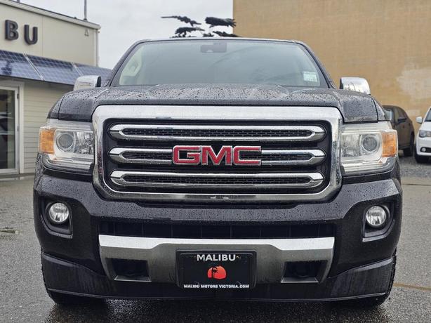 2018 GMC Canyon Crew Cab Short Box 4-Wheel Drive SLT image 2
