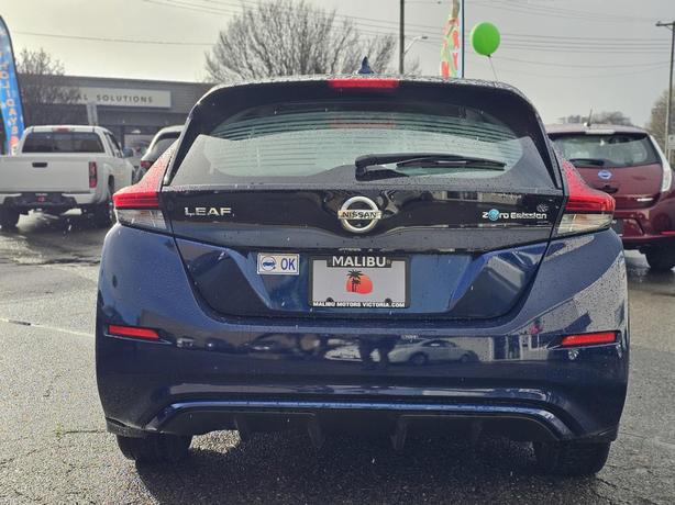 2018 Nissan LEAF S Hatchback image 3