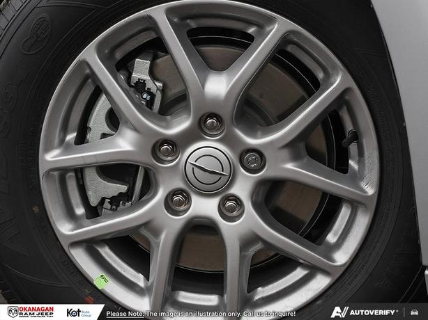 2026 Chrysler Grand Caravan SXT | LEATHER | DEMO CLEAROUT - FREE WINTER TIRES! d image 8