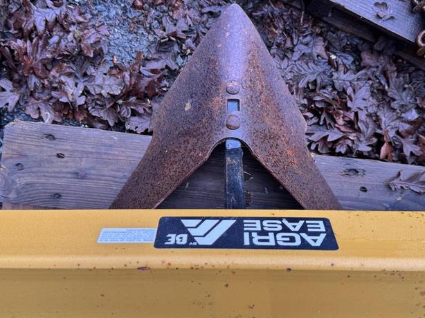 2018 Braber Equipment 3PT Middle Buster image 4