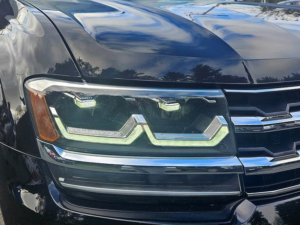 2019 Volkswagen  Atlas 3.6L V6 SEL image 6